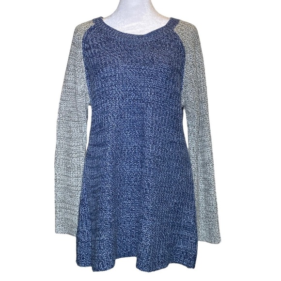 Pink Rose Women's L Blue Gray color block Tunic length knit pull on sweater - Picture 1 of 8